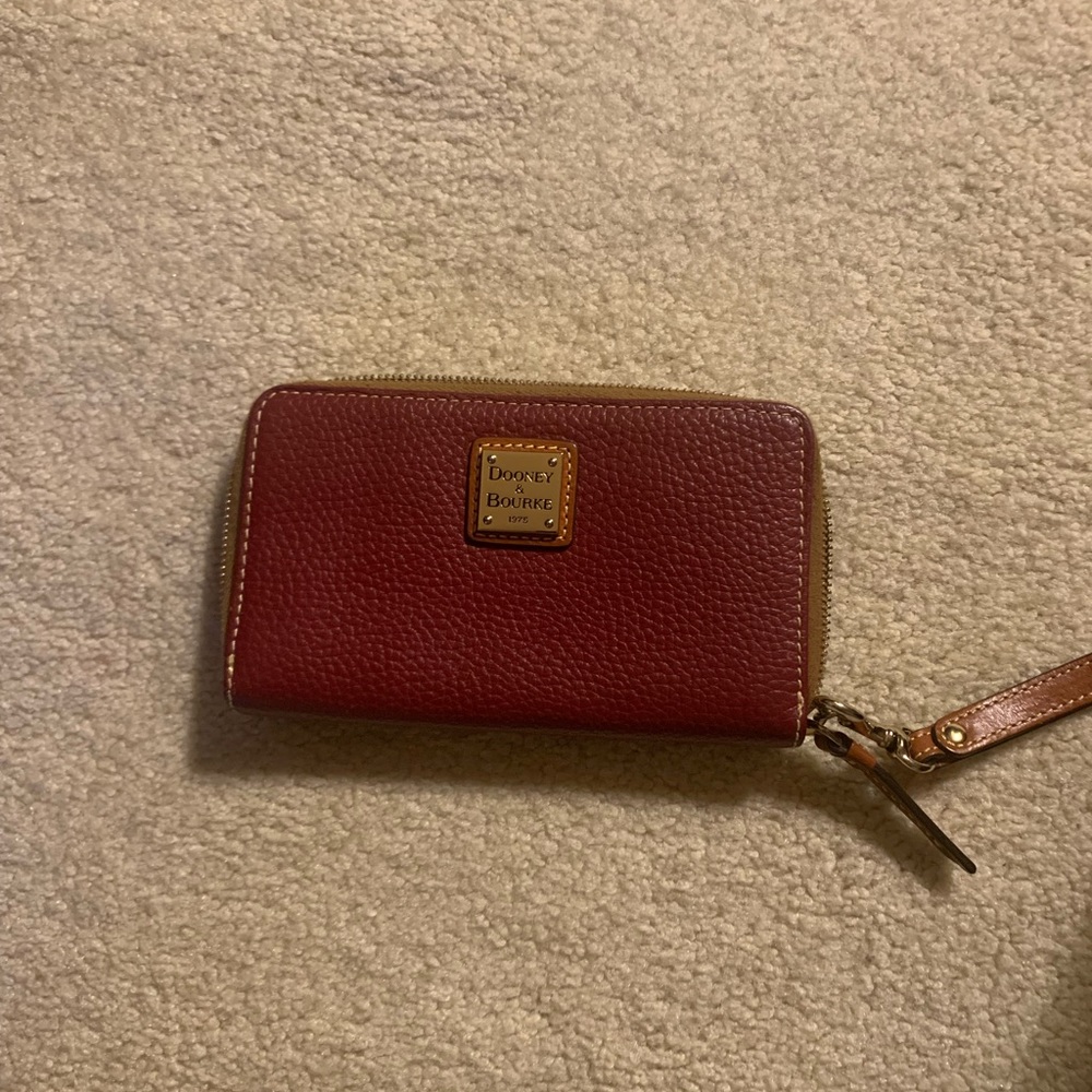 Brand new Dooney and Bourke Wallet